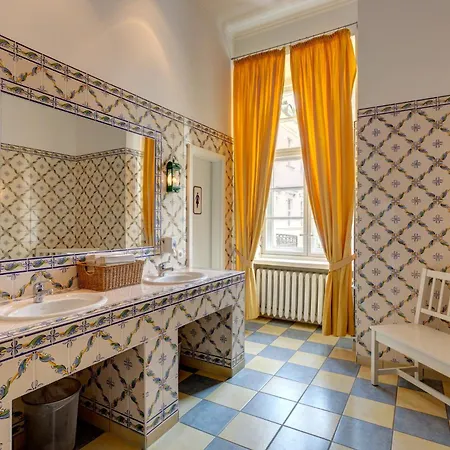 Hotel Schloss 4*