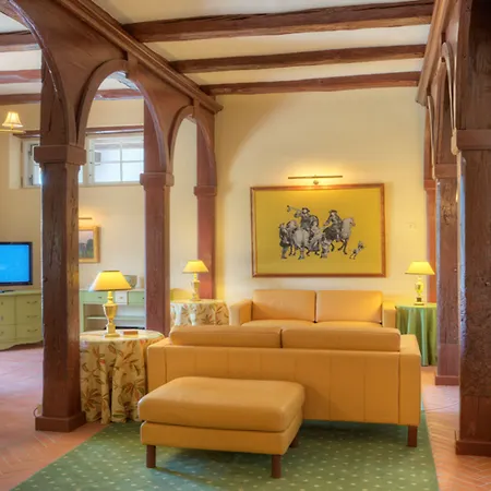 Hotel Schloss 4*