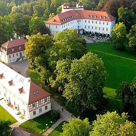 Hotel Schloss 4*