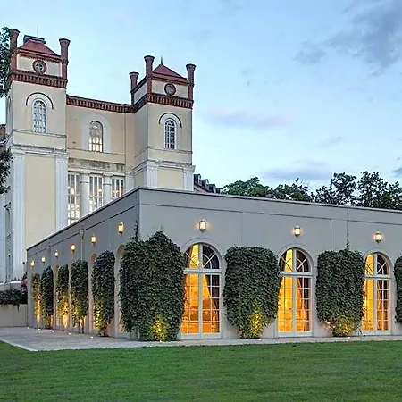Schloss Hotel 4*