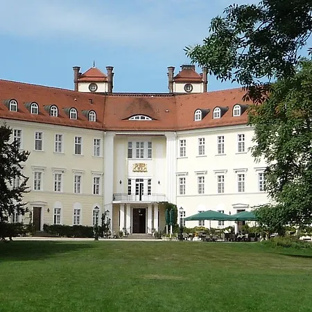 Hotel Schloss 4*
