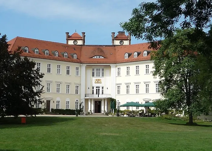 Hotel Schloss 4*