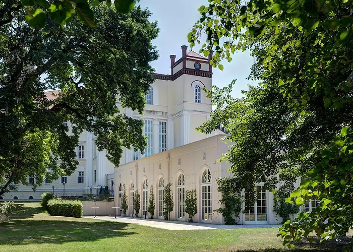 Hotel Schloss Luebbenau